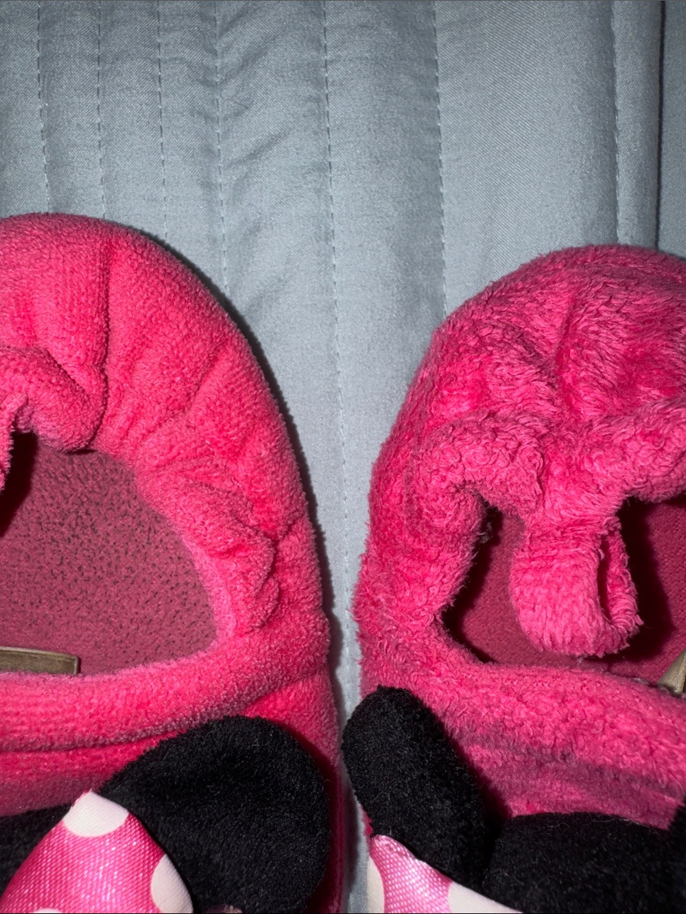 Minnie Mouse Slippers! - Picture 9 of 9